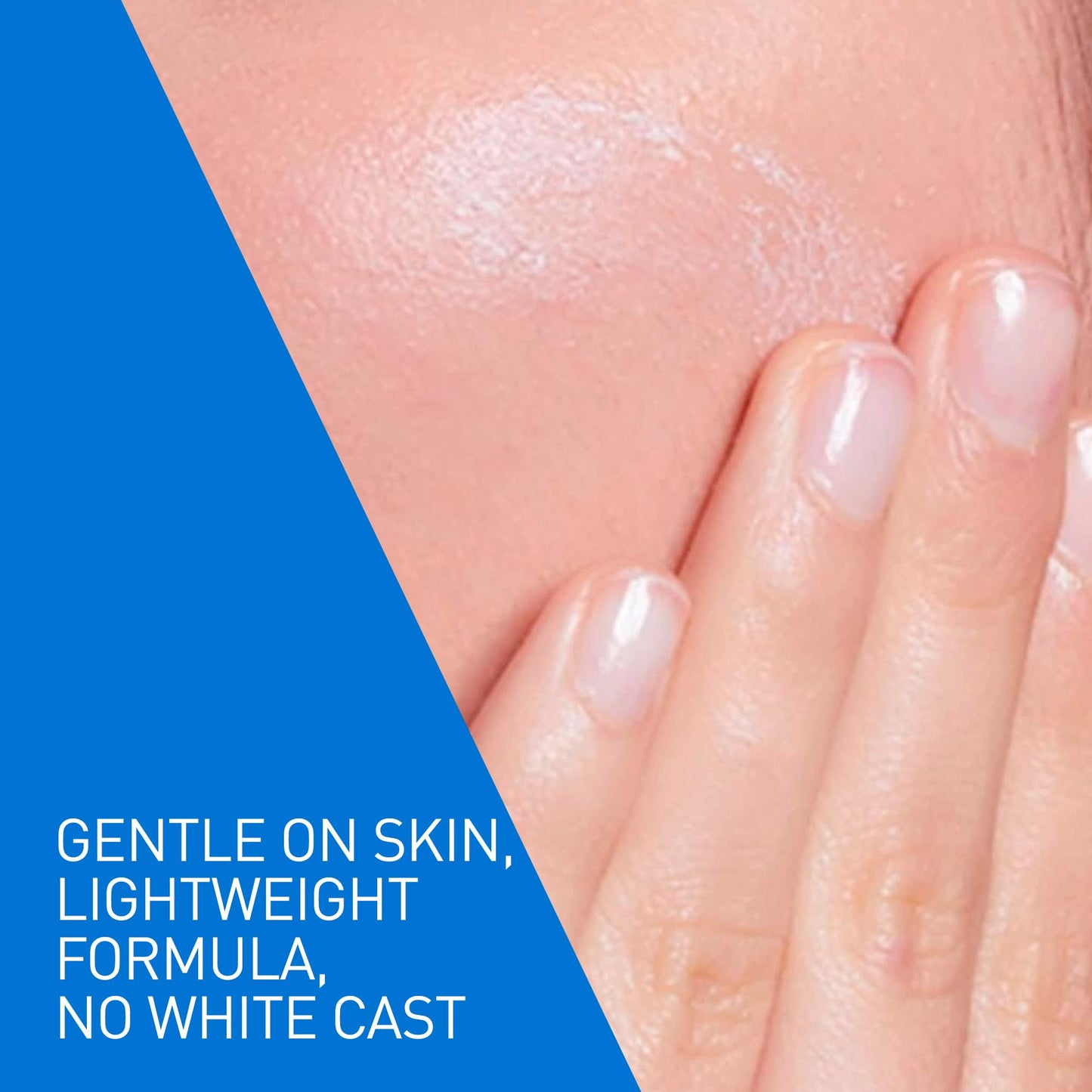 CeraVe Ultra-light Face Moisturizer with SPF 30. Hyaluronic Acid face sunscreen lotion for Men & Women, Normal to Oily & sensitive skin. Fragrance-Free, Oil-Free, Non-Comedogenic, Travel Size 52 ML