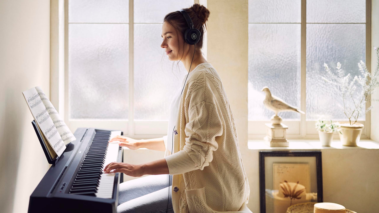 Yamaha P45, 88-Key Weighted Action Digital Piano (P45B) 🍁 All In One Marketplace Canada