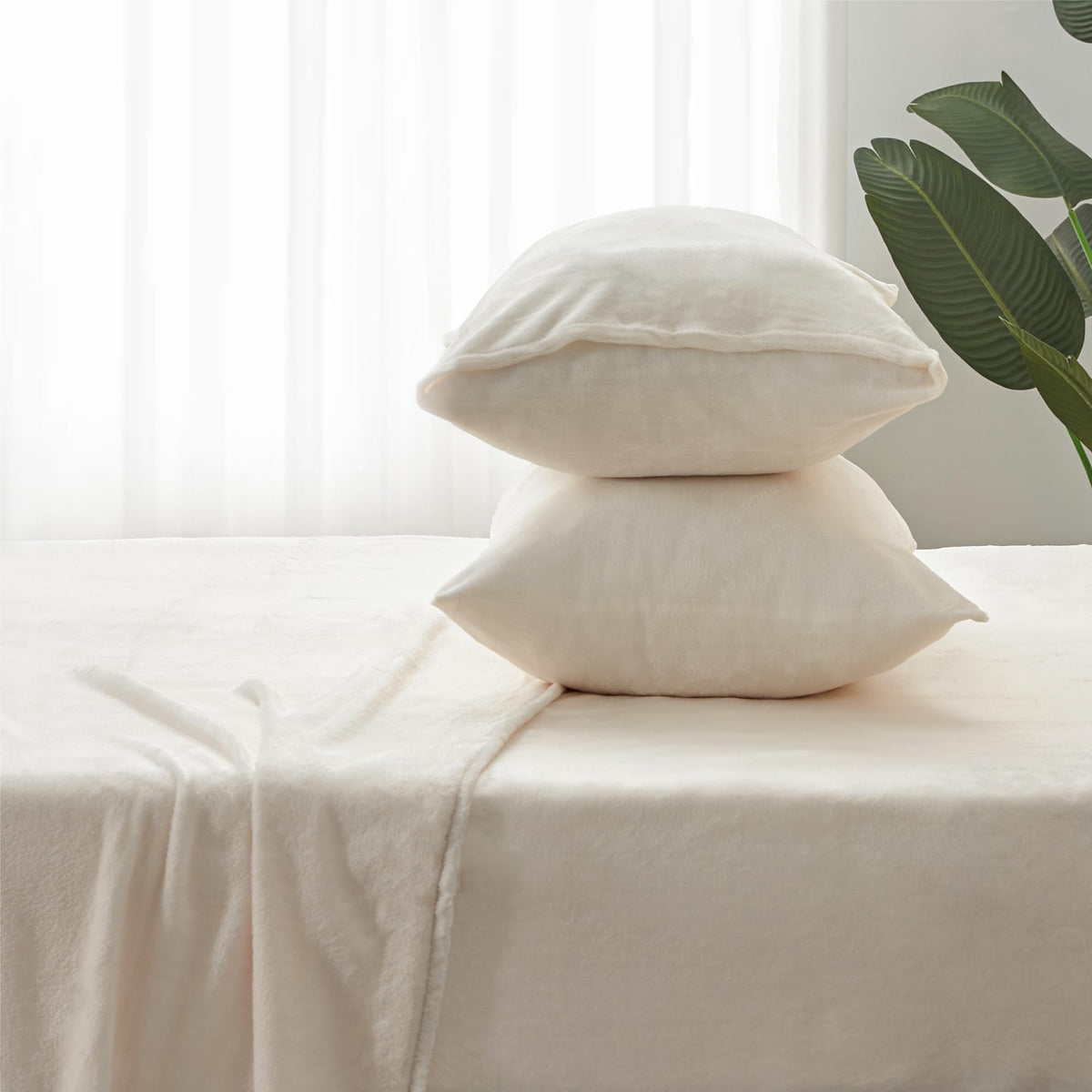 BEDELITE Flannel Sheets Queen Size Bed Set, White, 4 Pieces 🍁 All In One Marketplace Canada
