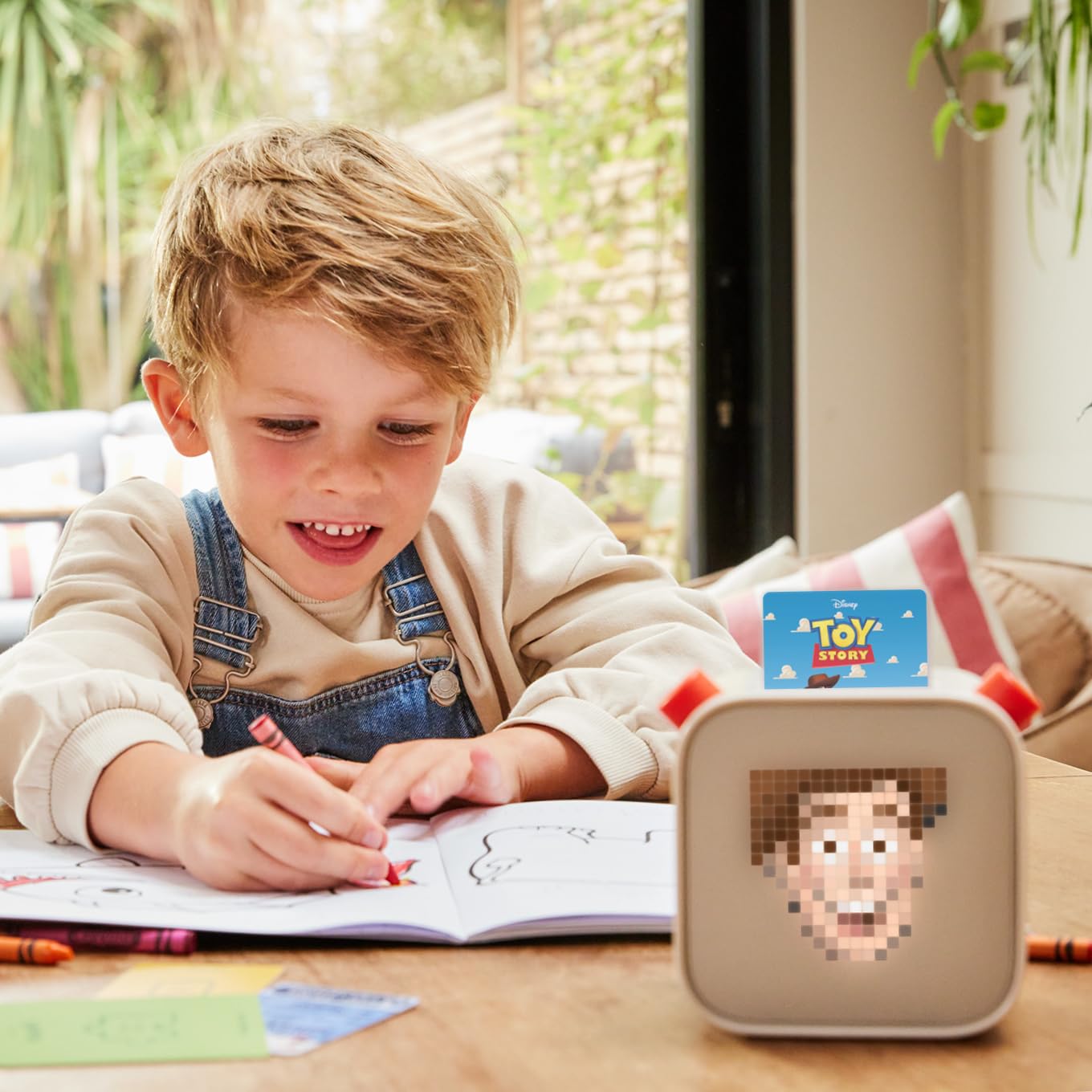 Yoto Make Your Own Cards – 5 Blank Audio Cards for Use with Player & Mini All-in-1 Audio Device, Record & Play Stories Music Radio Podcasts Birthday Messages & Fun Educational Learning Activities