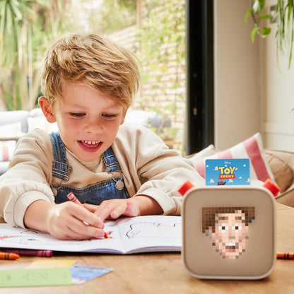 Yoto Make Your Own Cards – 5 Blank Audio Cards for Use with Player & Mini All-in-1 Audio Device, Record & Play Stories Music Radio Podcasts Birthday Messages & Fun Educational Learning Activities
