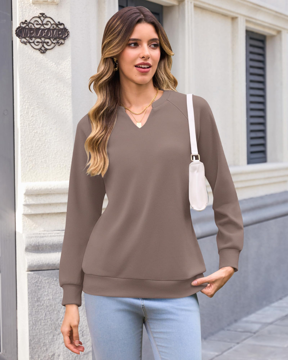 MISFAY Women's V Neck Sweatshirt Long Sleeve Pullover Tops,Coffee,L 🍁 All In One Marketplace Canada