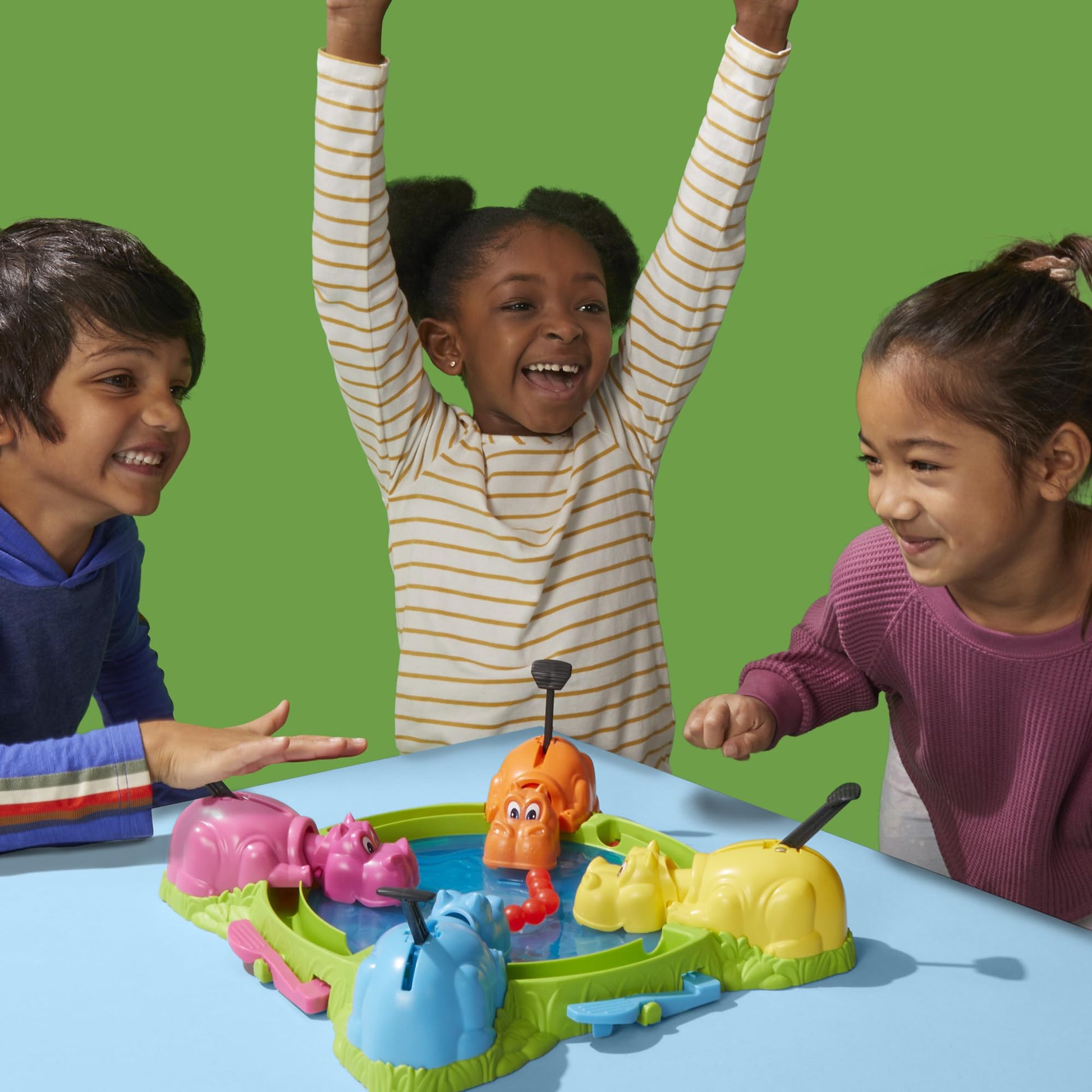 Hungry Hungry Hippos Game for Preschoolers | with Instant Marble Relaunch, Easy Set-Up & Storage| Ages 4 and Up | for 2 to 4 Players | Kids Games (English & French) Hasbro