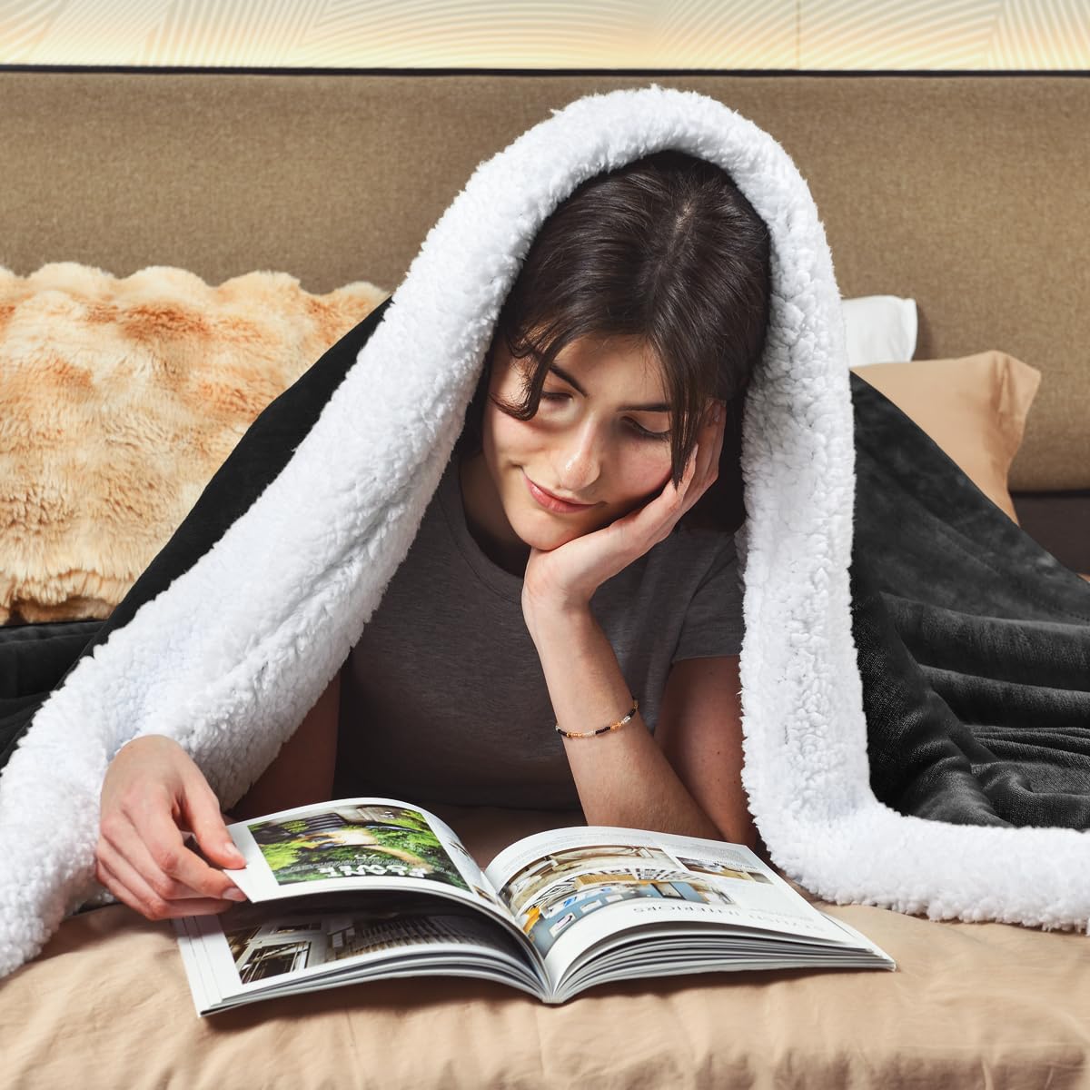 KAWAHOME Sherpa Fleece Queen Size Blanket for Bed, Extra Warm Heavy Thick 🍁 All In One Marketplace Canada