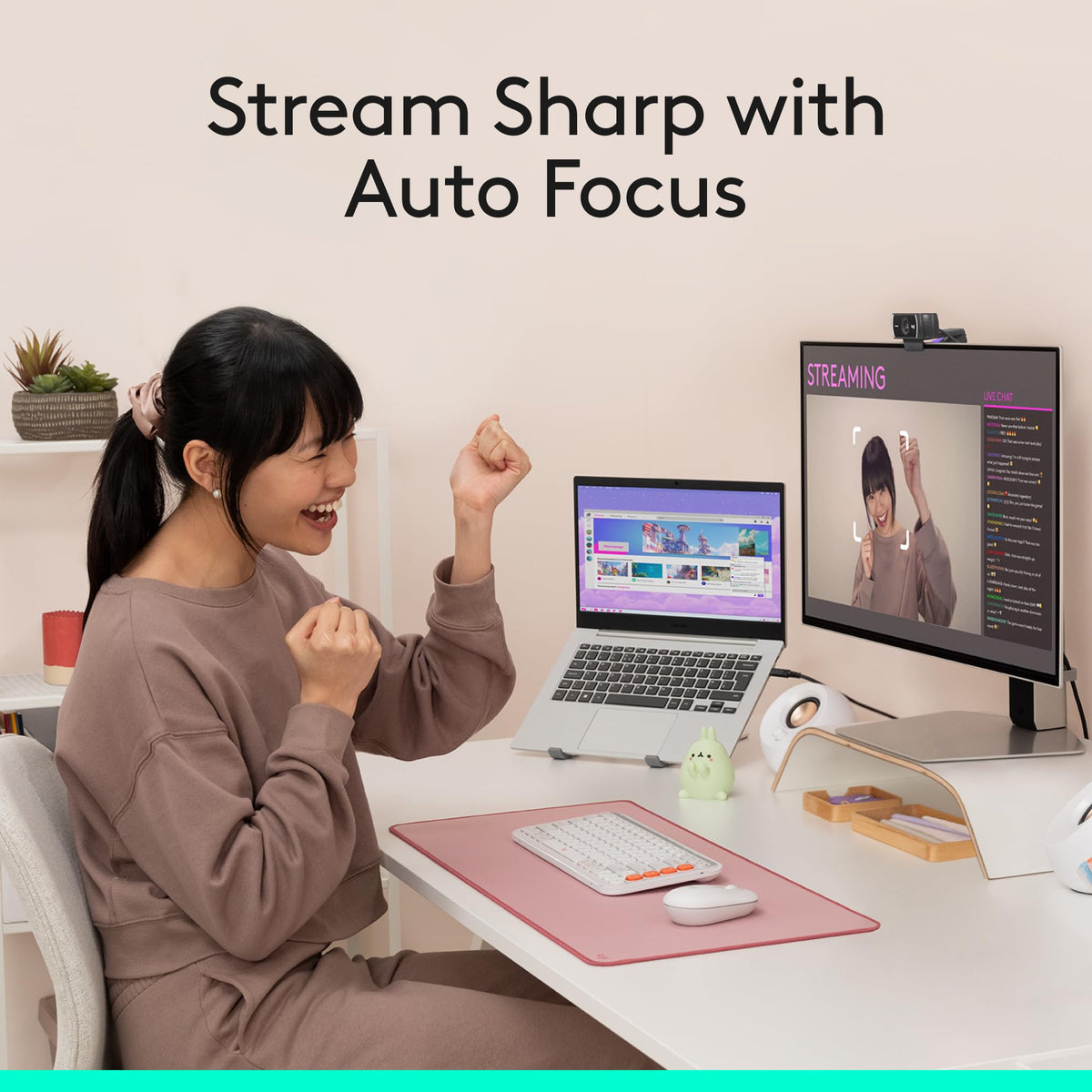 Logitech C922x HD Pro PC Webcam for Fast-Moving Live Game Streaming - Black