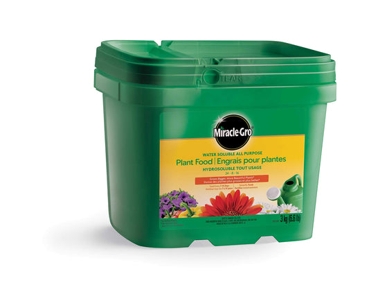 Miracle-Gro Water Soluble All Purpose Plant Food, 3kg | Instant Feeder for Flowers, Veggies, Trees & Shrubs | Easy Mix & Apply