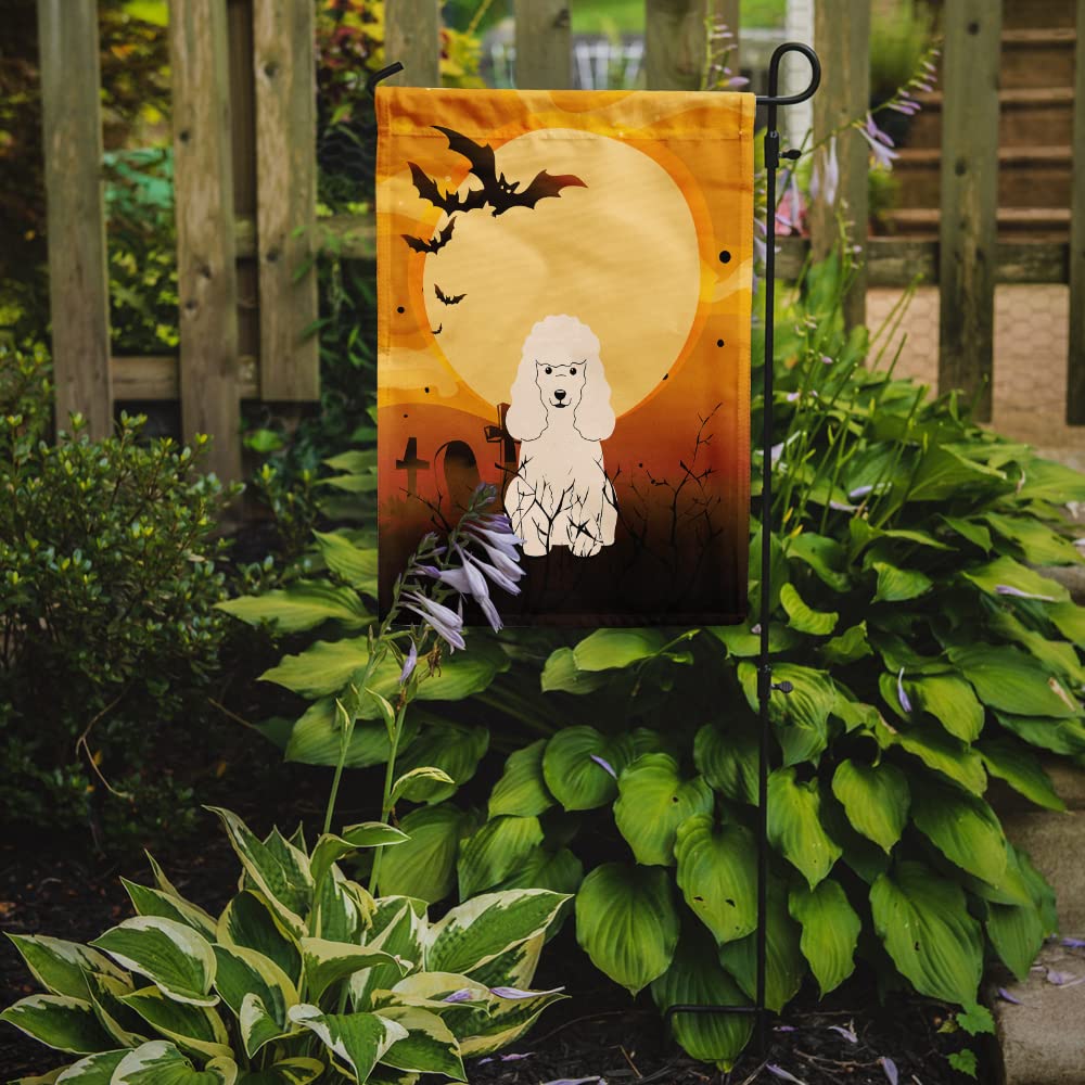 Drapeau de jardin Caroline's Treasures BB4336GF Halloween Caniche Blanc, petit, multicolore