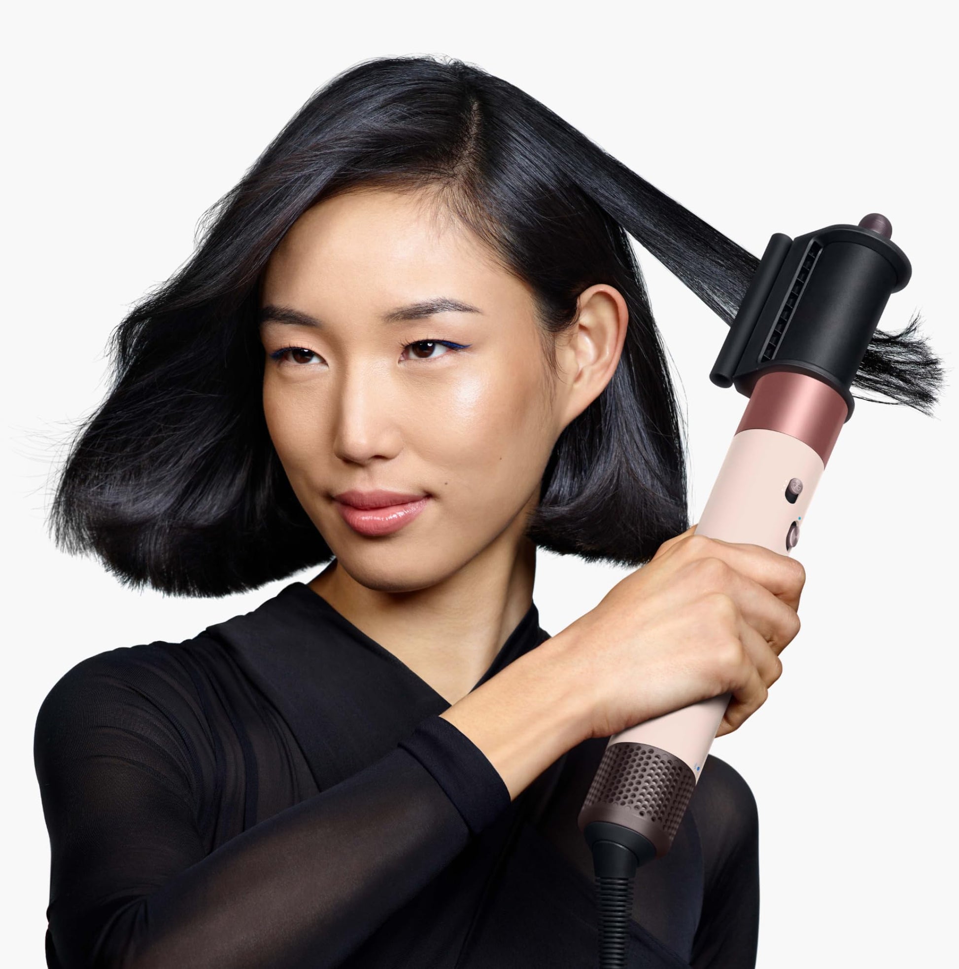 Dyson Airwrap i.d.™ multi-styler Straight+Wavy in Ceramic pink and rose gold Dyson