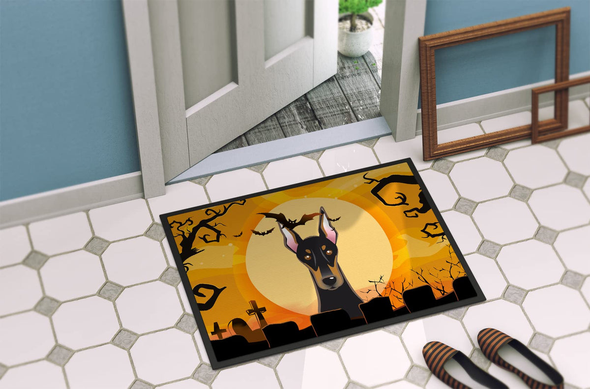 Paillasson Caroline's Treasures BB1803MAT Doberman d'Halloween 18x27, tapis d'entrée pour porte avant, intérieur/extérieur, antidérapant, lavable, poil ras, 18H X 27L