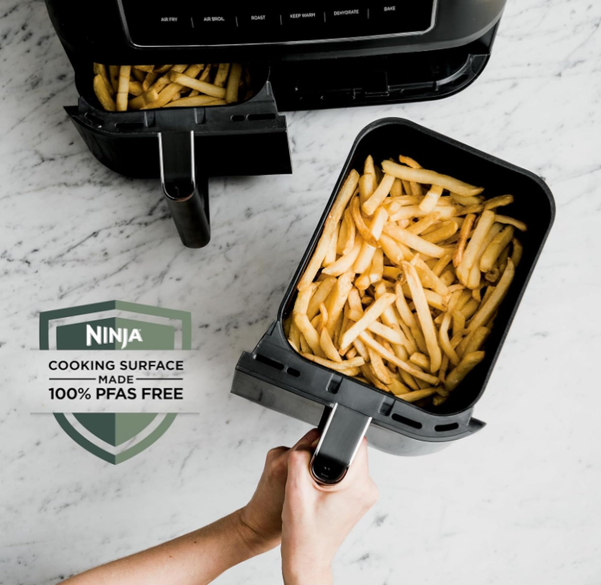 Ninja Foodi 10-qt. 6-in-1 DualZone XL Air Fryer, 2 Independent Baskets, Match Cook & Smart Finish to Air Fry, Air Broil, Roast, Bake, Dehydrate, & Keep Warm, Black, DZ302C (Canadian Version)