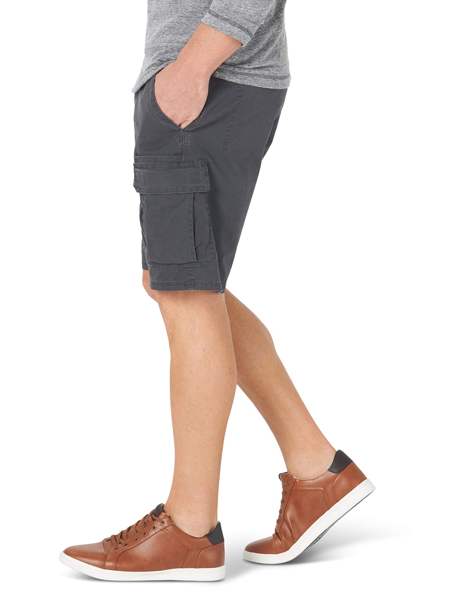 Wrangler Authentics Men's Classic Cargo Stretch Short, Anthracite, 36