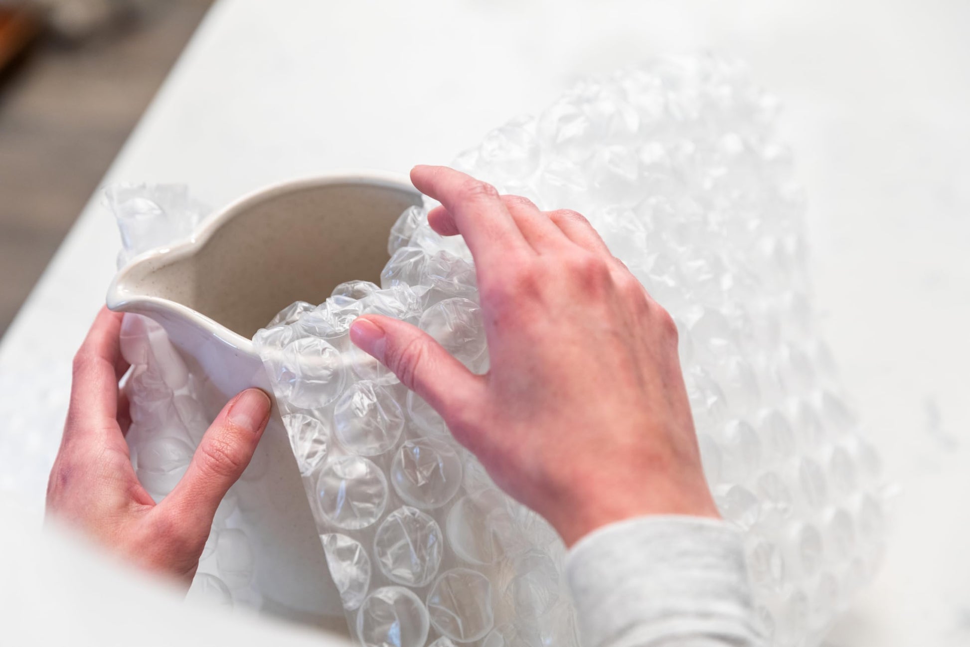 Duck Brand Bubble Wrap Protective Packaging, Large Bubbles, 12 Inches x 15 Feet, Single Roll (1304499)