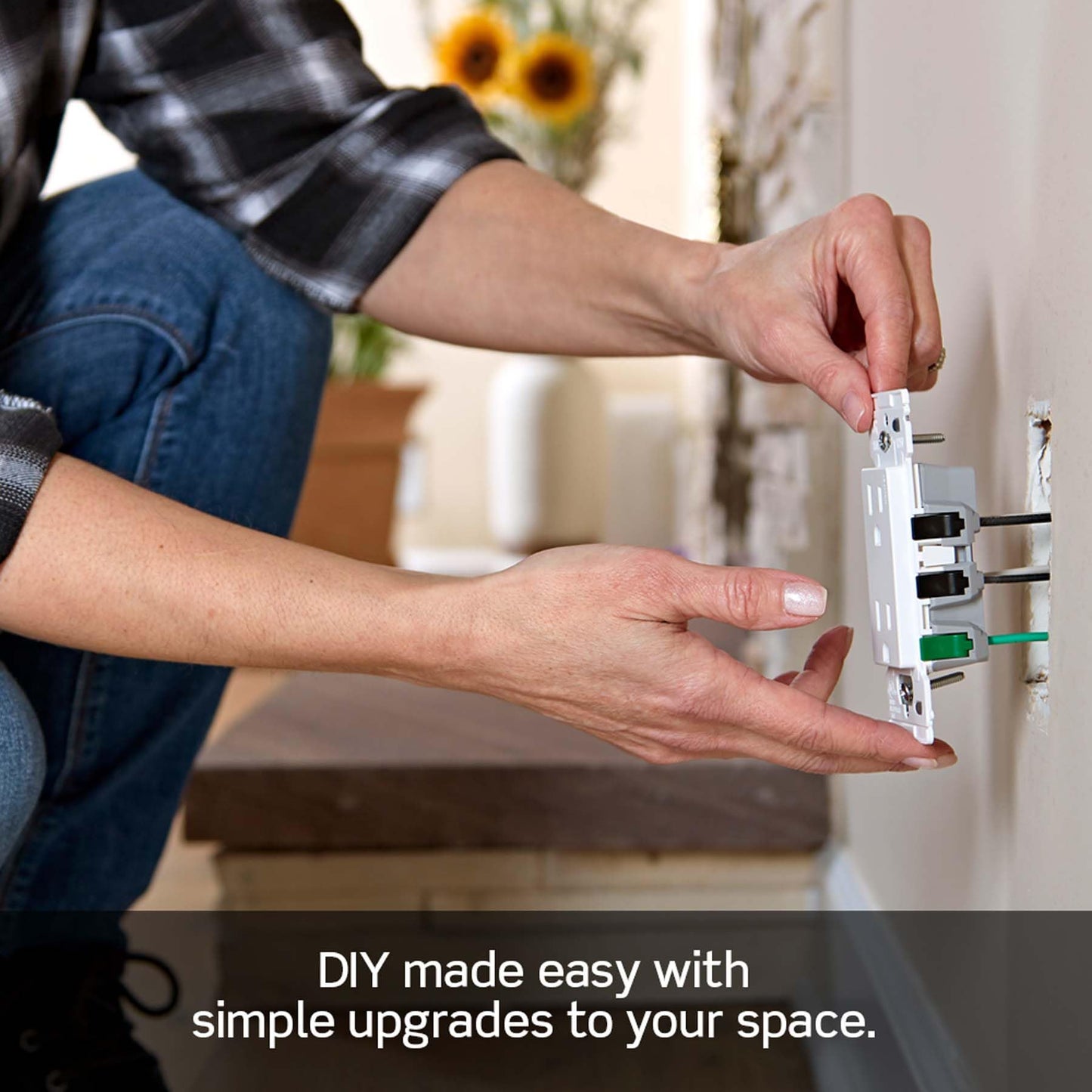 Leviton Decora Edge, 10-Pack, 15 Amp Tamper-Resistant Duplex Wall Receptacle, E5325-0MW, White 🍁 All In One Marketplace Canada Leviton