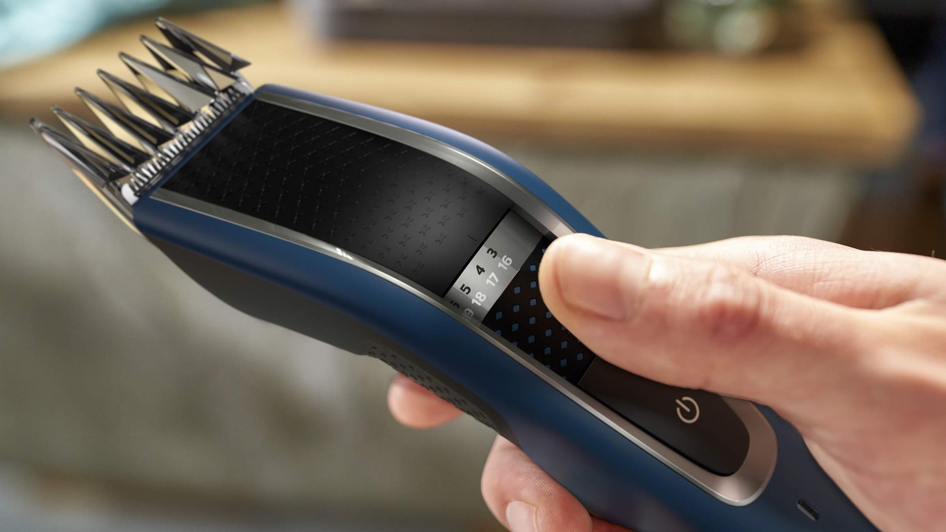 Philips Hair Clipper Series 5000, Washable Hair Clipper with DualCut Technology & 3 accessories, HC5612/15 PHILIPS