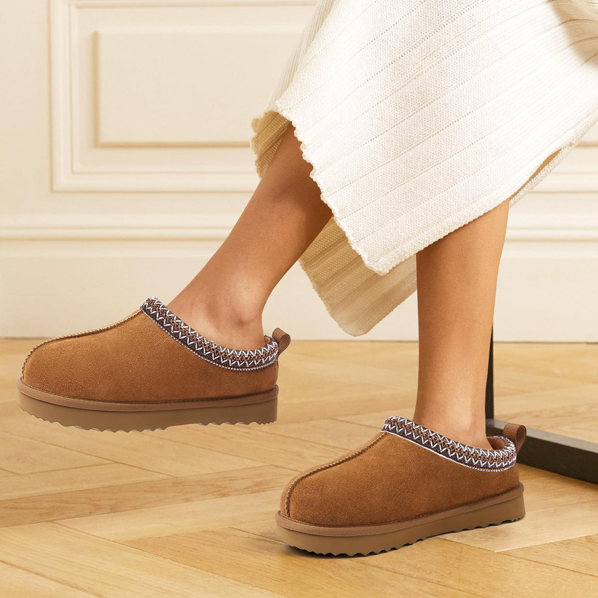 Litfun Women's Genuine Suede Fur Lined Slippers Fuzzy Winter House Shoes 🍁 All In One Marketplace Canada