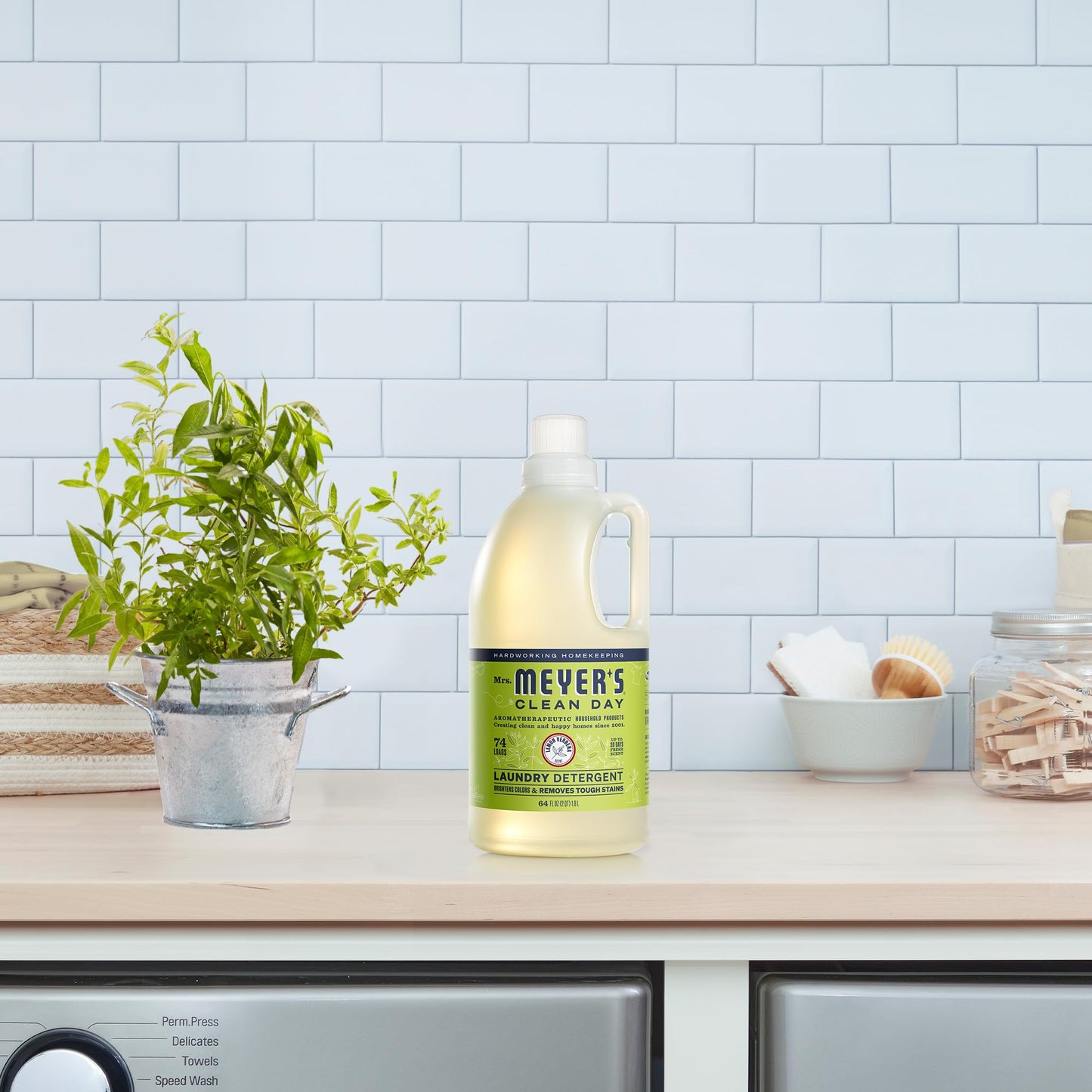 Mrs. Meyer's Clean Day Laundry Detergent, Lemon Verbena Scent, 1.8L (Packaging May Vary) MRS. MEYER'S