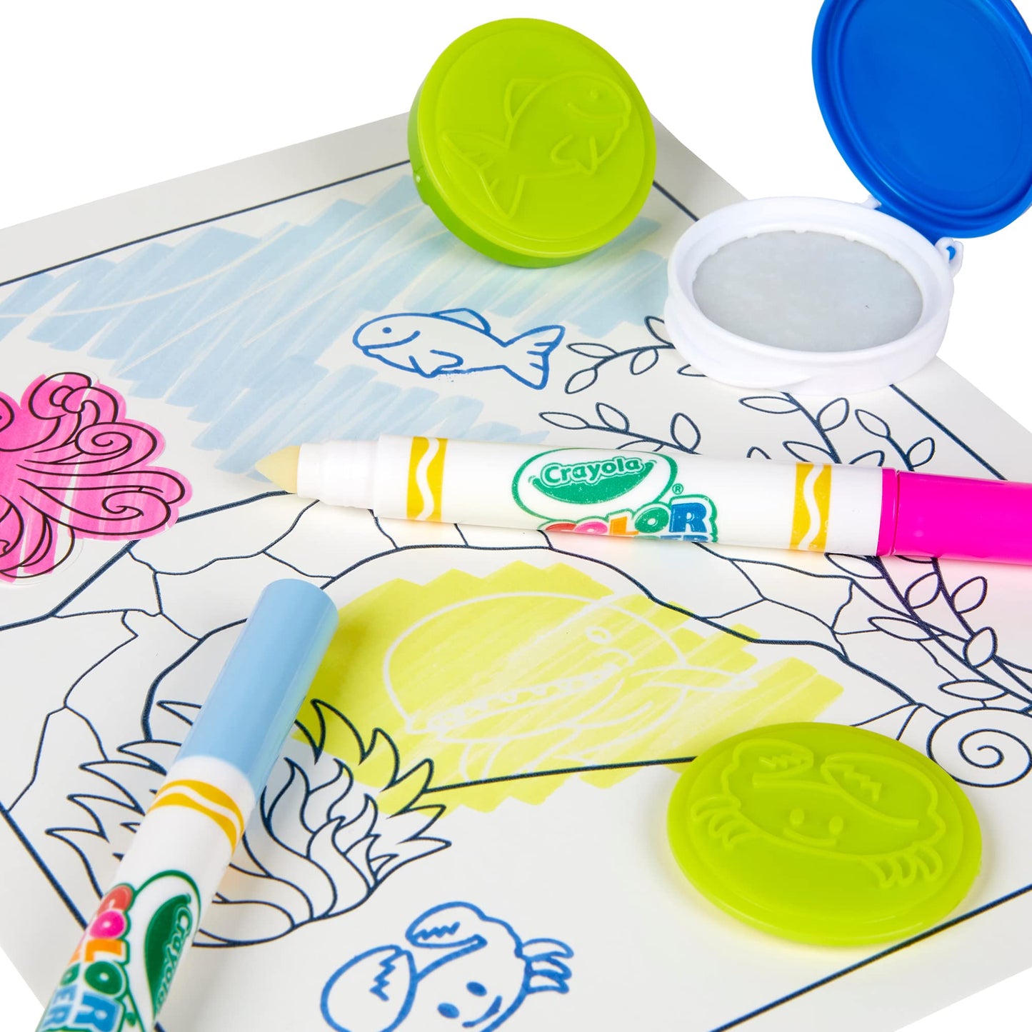 Crayola Color Wonder Mess Free Coloring Activity Set (30+ Pcs), Travel Art Kit, Gift for Kids & Toddlers, Ages 3+