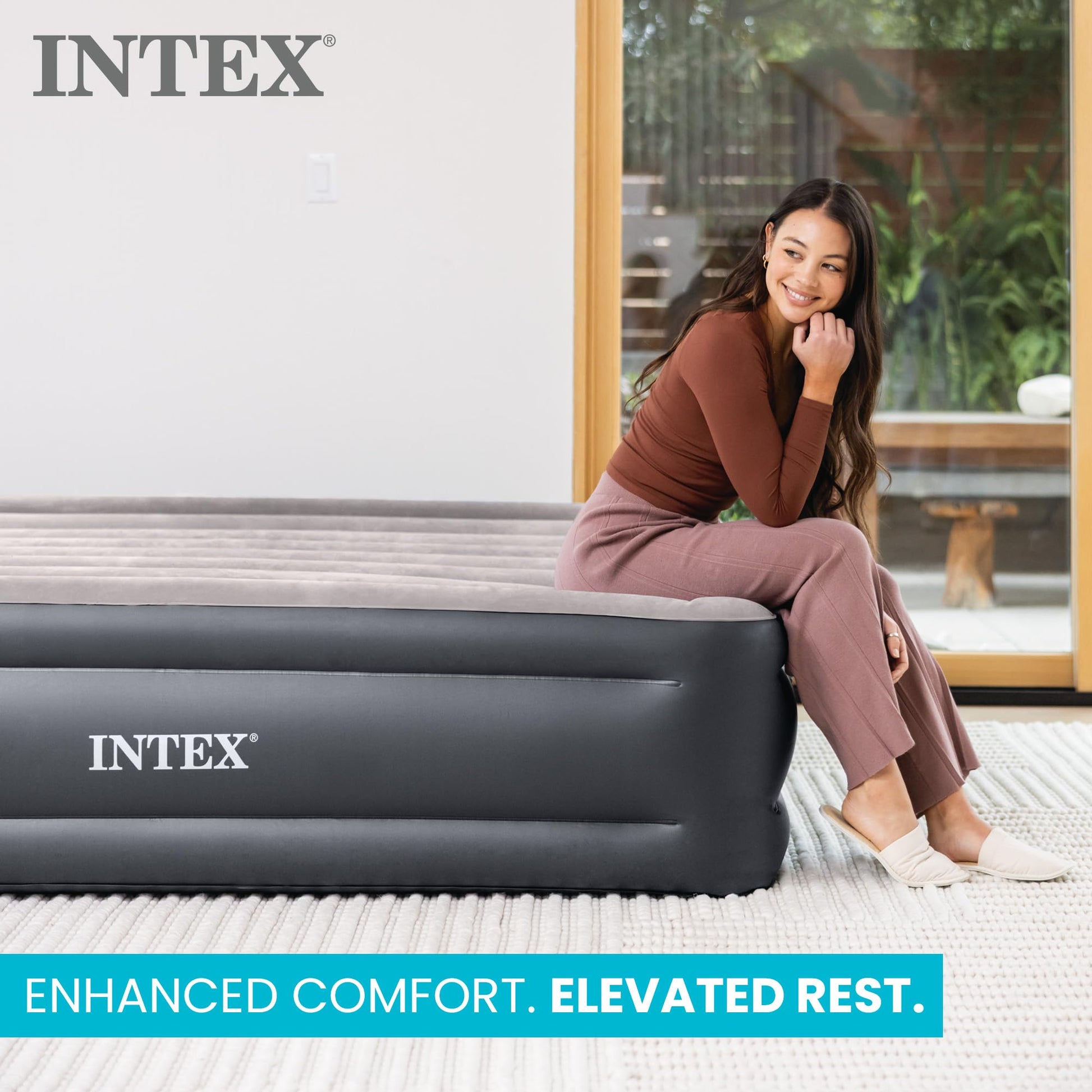 INTEX 64131ED Dura-Beam Plus Deluxe Pillow Rest Air Mattress: Fiber-Tech – Twin Size – Built-in Electric Pump – 16.5in Bed Height – 300lb Weight Capacity Intex