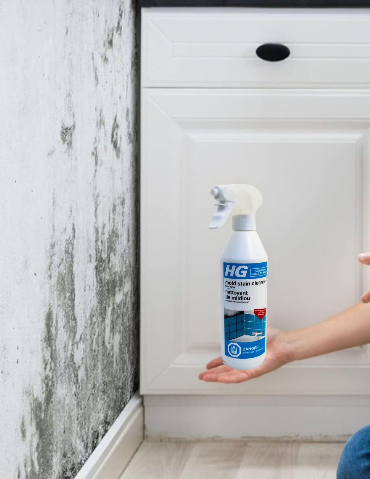 HG Mould Remover Foam Spray 500 ml - Immediately Eliminates All Moulds - Making Filthy Black Stains Disappear,White
