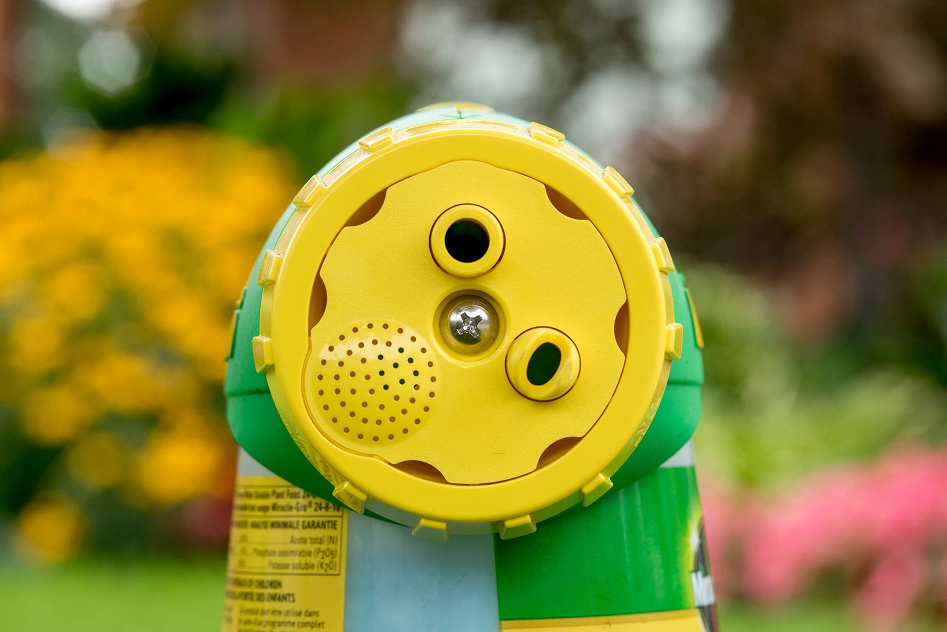 Miracle-Gro Garden Feeder Hose Attachment | Plant Food Sprayer | Easy One-Handed Hose End Fertilizer Dispenser for Outdoor Plants