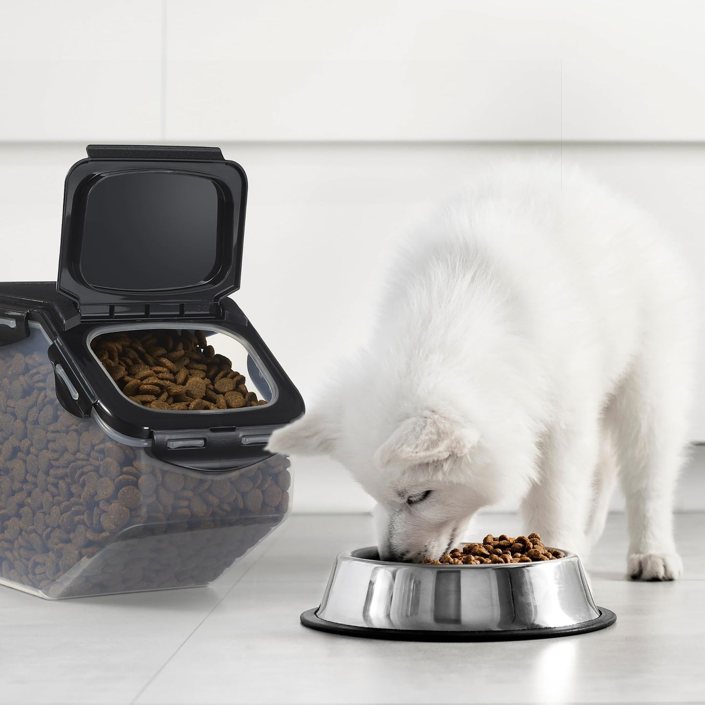Starfrit LocknLock Pet Food Container - 169oz/5L - Airtight - 4-Sided Locking Flip Top Lid 🍁 All In One Marketplace Canada