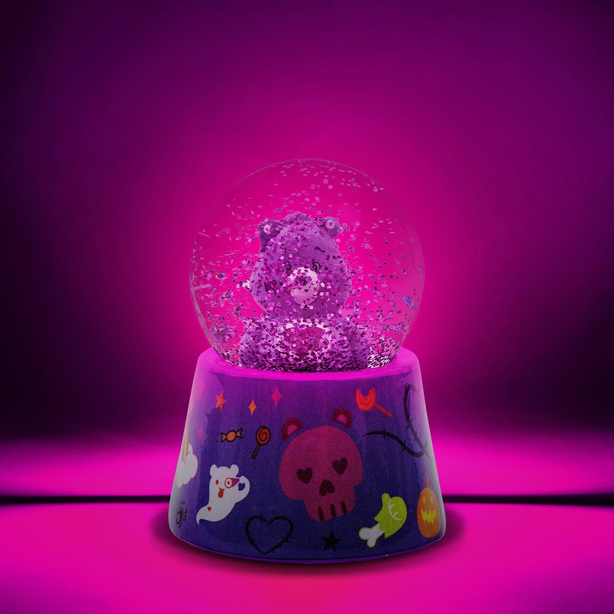 Silver Buffalo Bisounours Halloween Harmony Bear, boule à neige lumineuse, 45 mm
