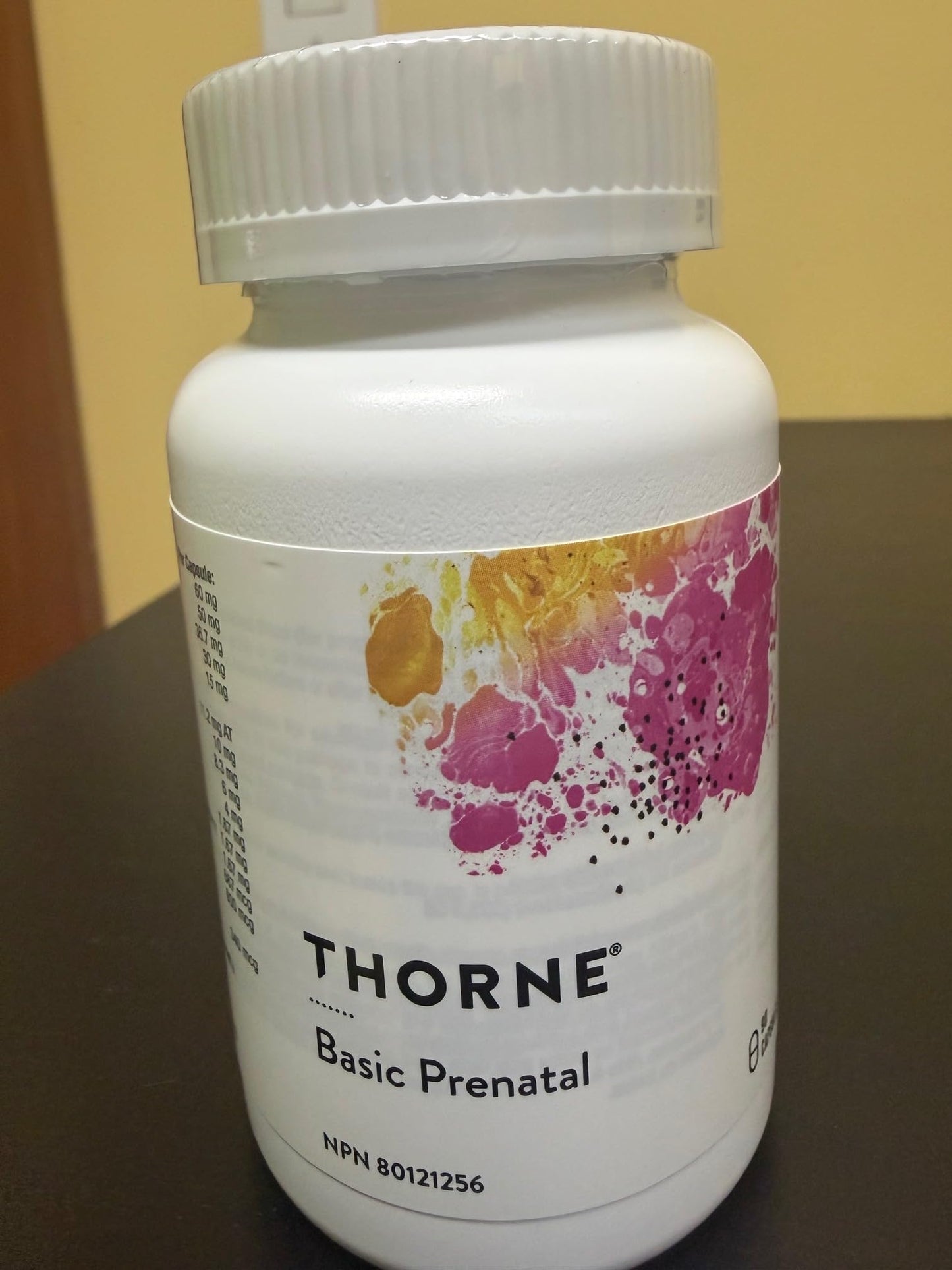 THORNE - Basic Prenatal - Folate Multivitamin for Pregnant and Lactating Women - 90 Capsules - 30 Servings - Available at All In One Marketplace Canada