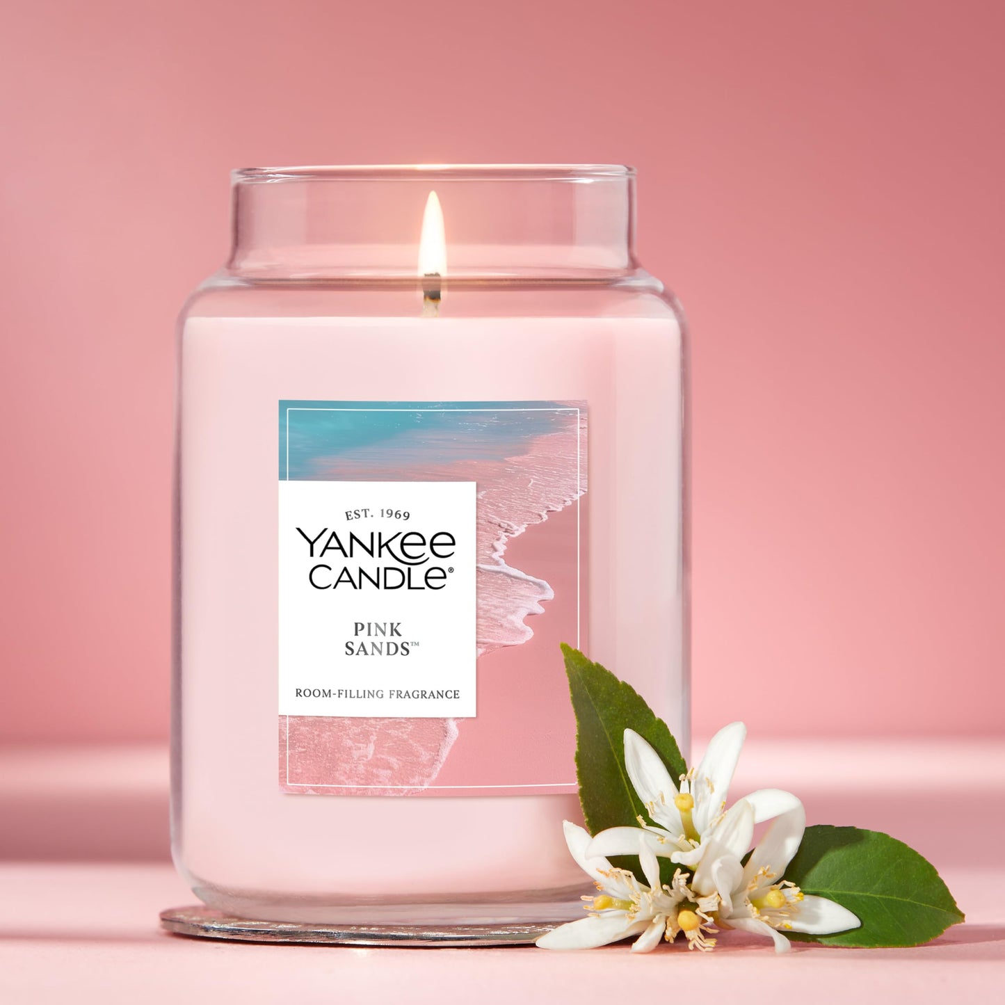 Yankee Candle Large Jar Scented Candle with up to 150 Hour Burn Time, Premium Plant Wax Blend for Cleaner Consistent Burn and Room Filling Fragrance, 22 oz, Pink Sands 🍁 All In One Marketplace Canada