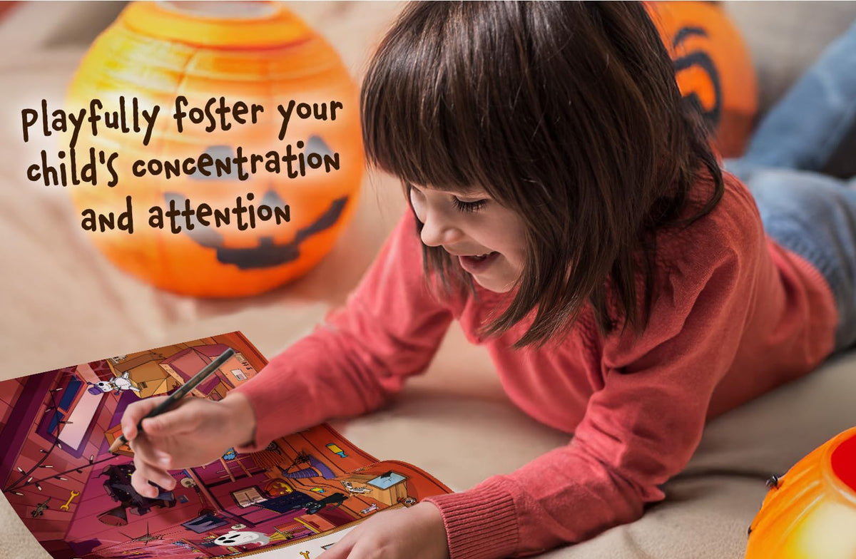 Jeu d'observation Halloween 2 en 1 : Trouvez des monstres amicaux et explorez le manoir hanté ! Un grand livre de cherche et trouve pour les tout-petits