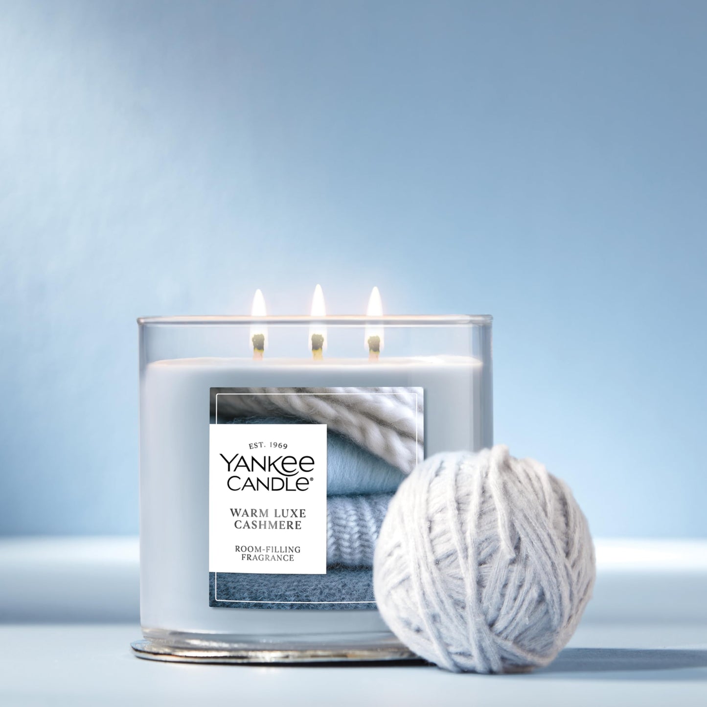 Yankee Candle 3 Wick Candle Jar, Scented Candle with up to 40 Hours of Burn Time, Premium Plant Wax Blend for Consistent Long Lasting Scent from First to Last Burn, Warm Luxe Cashmere 🍁 All In One Marketplace Canada