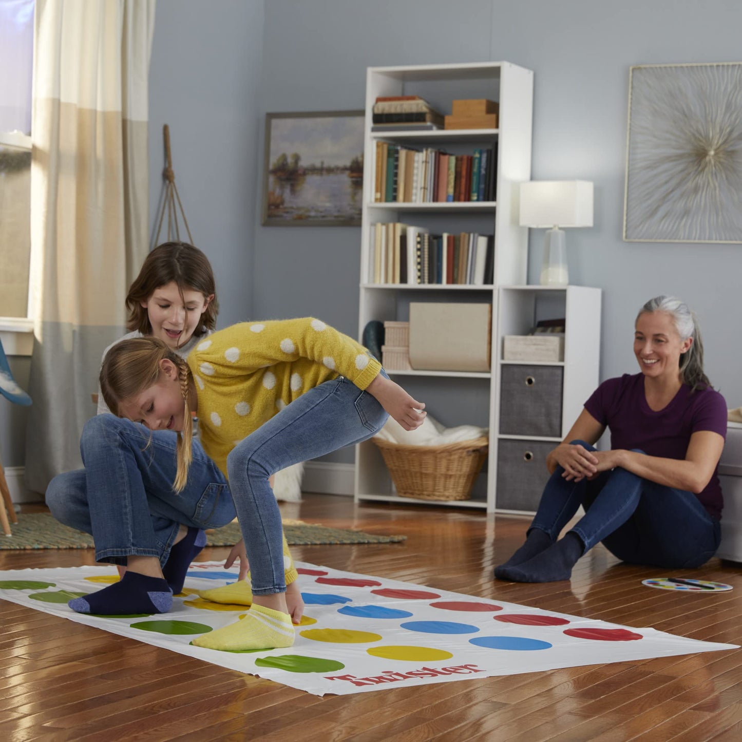 Hasbro Twister Game, Party Game, Classic Board Game for 2 or More Players, Indoor and Outdoor Game for Kids 6 and Up, English and French Bilingual Version
