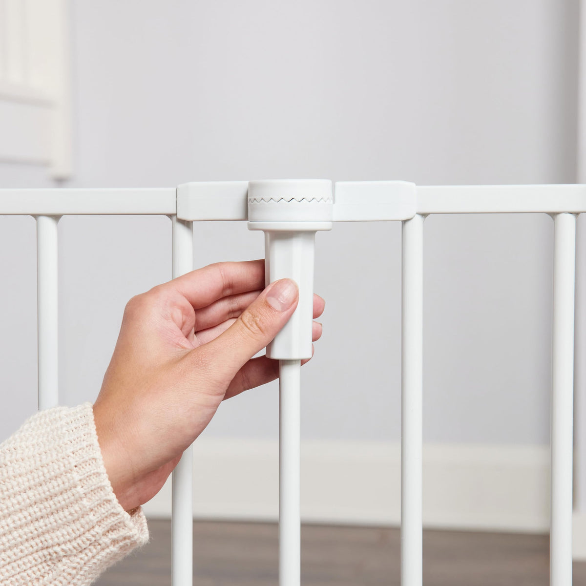 Regalo 76 Inch Super Wide Configurable Baby Gate, Includes 4 Pack of Wall Mounts and Hardware