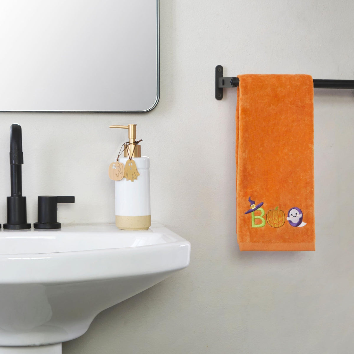 SKL Home Halloween Boo Hand Towel Set for Bath/Kitchen/Bar & Gift, 2 Count