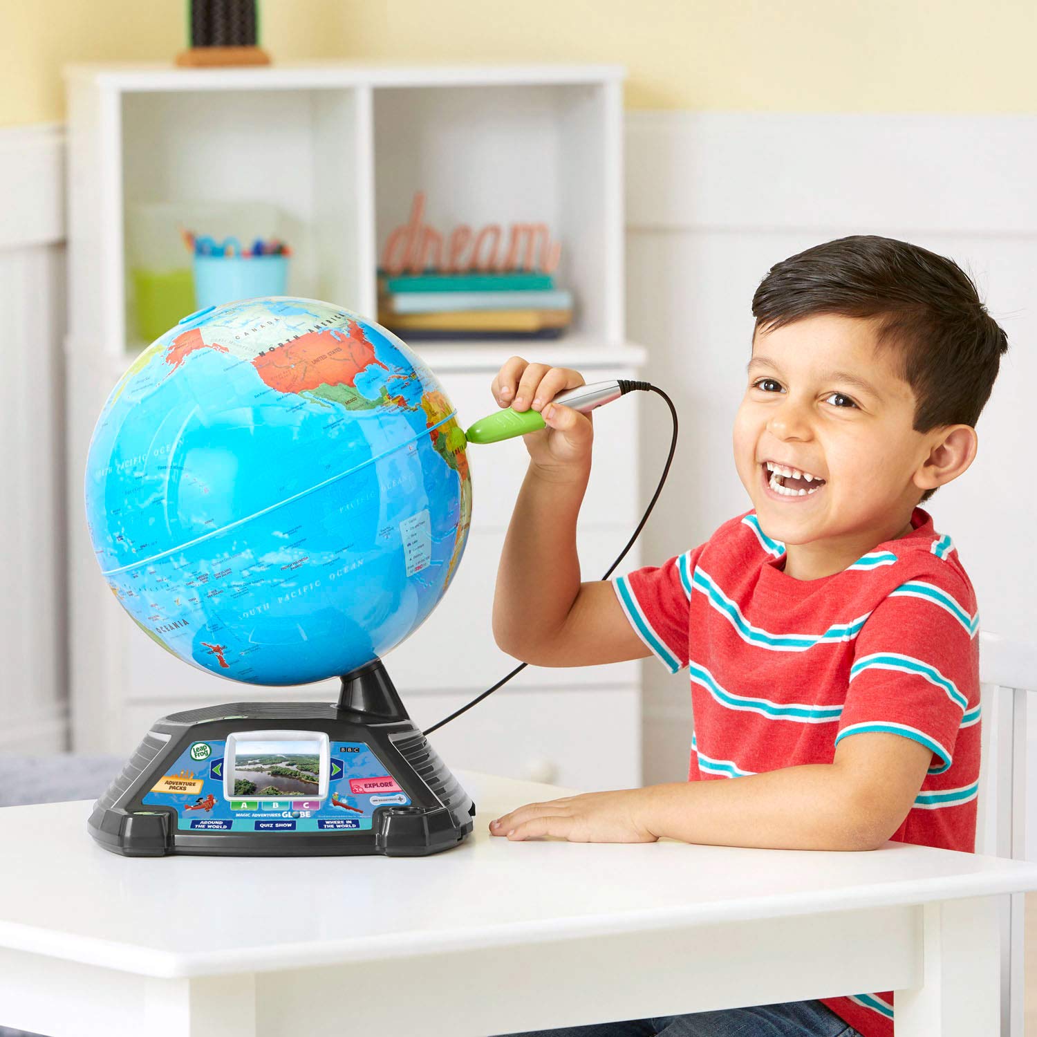 LeapFrog Magic Adventures Globe (English Version) LeapFrog