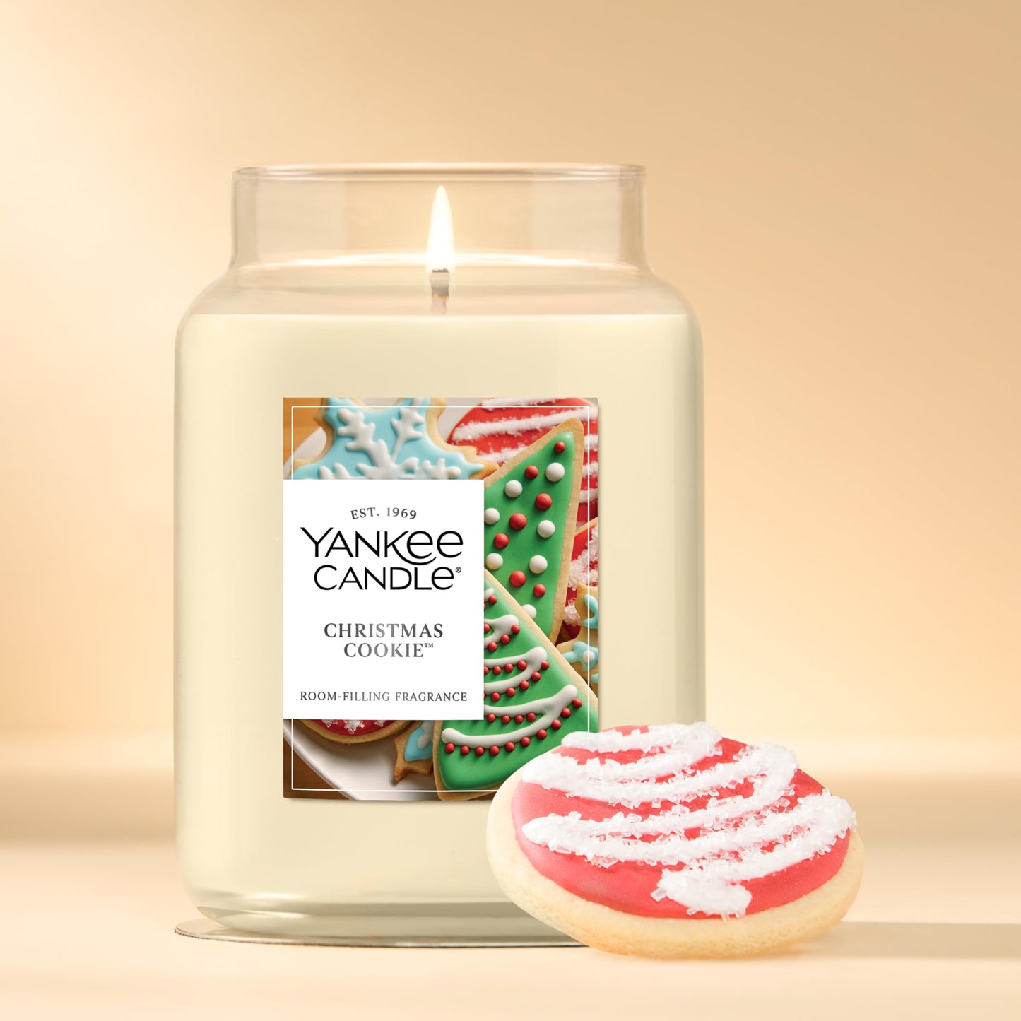 Yankee Candle Large Jar Scented Candle with up to 150 Hour Burn Time, Premium Plant Wax Blend for Cleaner Consistent Burn and Room Filling Fragrance, 22 oz, Christmas Cookie Yankee Candle
