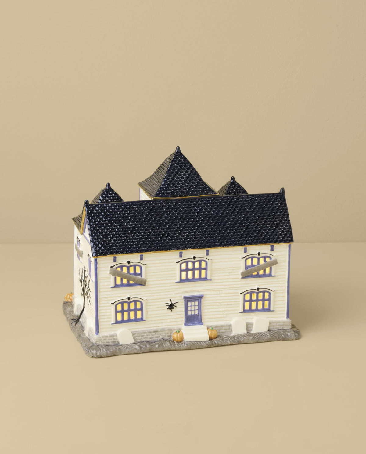 Lenox 899037 Vintage Halloween Hotel Light-Up Figurine