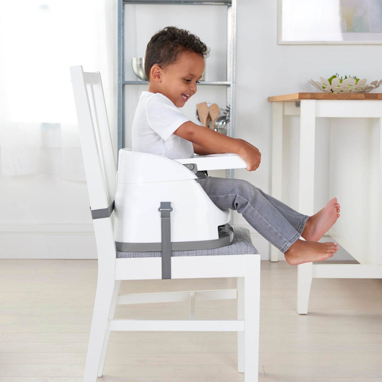 Ingenuity Baby Base 2-in-1 Booster Feeding and Floor Seat with Self-Storing Tray - Night Sky