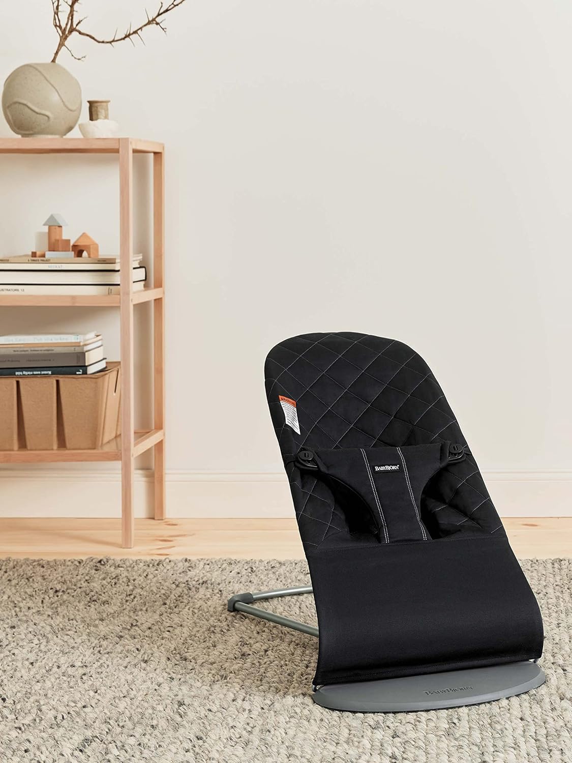 BabyBjörn Bouncer Bliss, Woven, C-quilt Black - Available at All In One Marketplace Canada