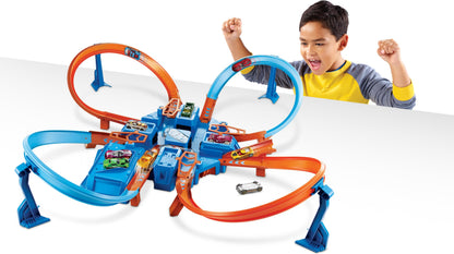Hot Wheels Track Set with 1:64 Scale Toy Car, 4 Intersections for Crashing, Powered by a Motorized Booster, Criss-Cross Crash Track Hot Wheels