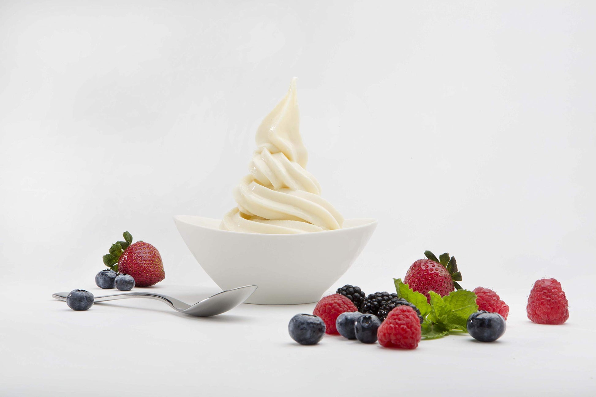Frostline Vanilla Soft Serve Ice Cream Mix - 6 lb Bulk