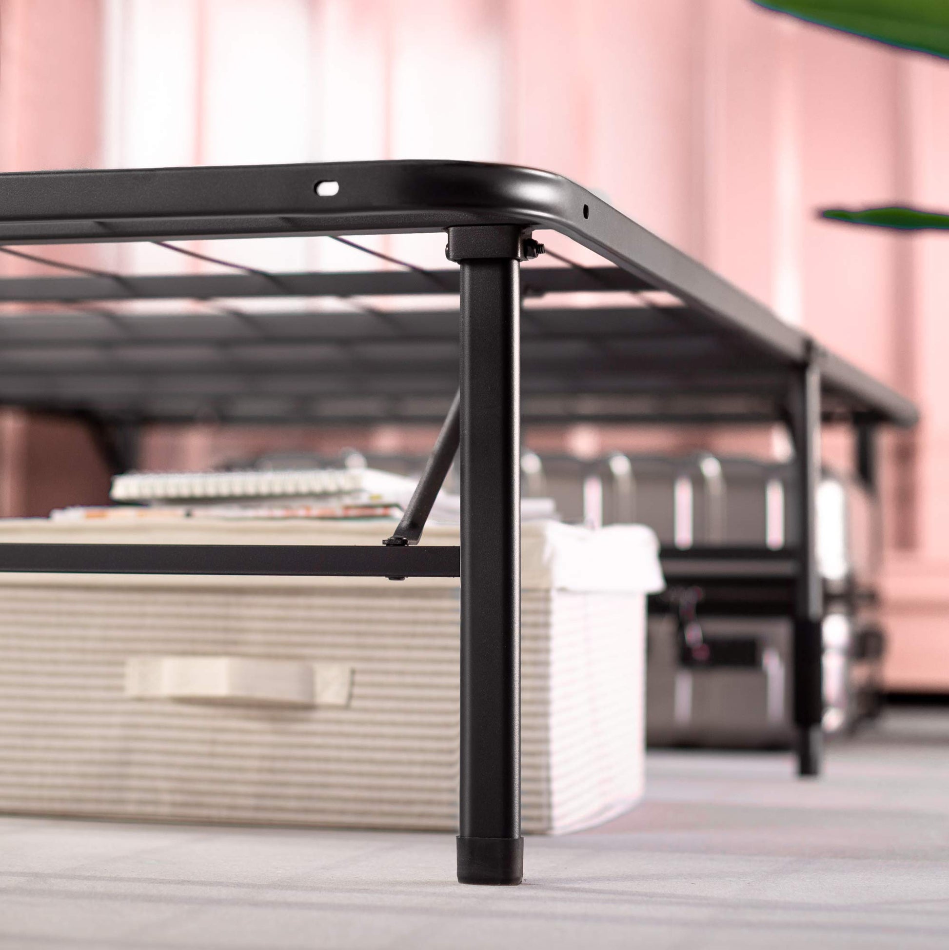 ZINUS SmartBase Tool-Free Assembly Mattress Foundation / 14 Inch Metal Platform Bed Frame/No Box Spring Needed/Sturdy Steel Frame/Underbed Storage, Full,Black Zinus