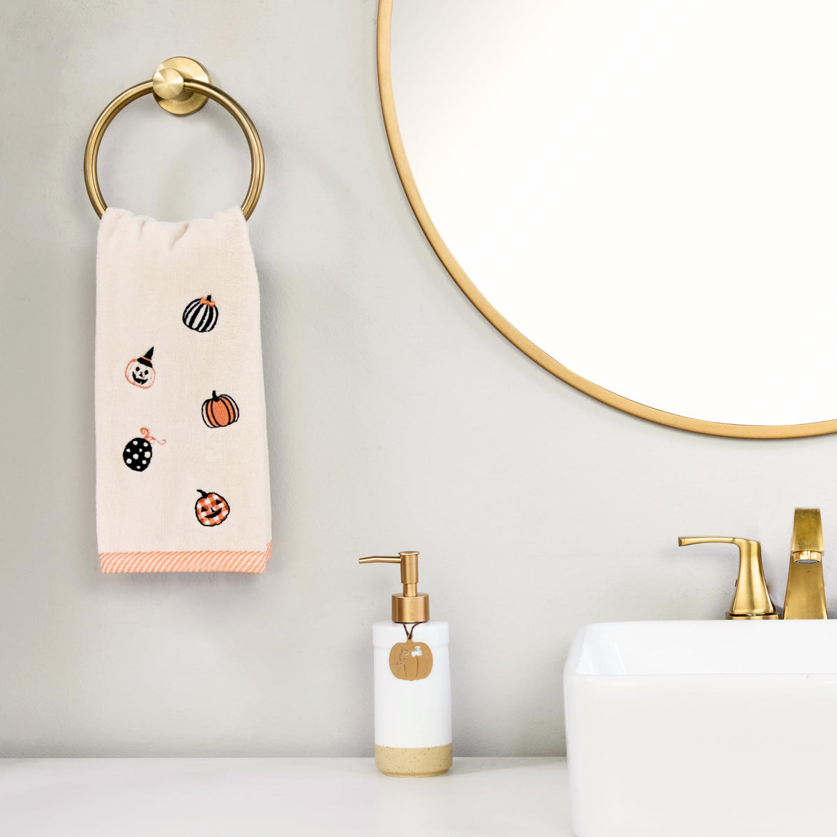 SKL Home - Ensemble de 2 essuie-mains Halloween à motifs de citrouilles pour la salle de bain, la cuisine, le bar ou pour offrir en cadeau