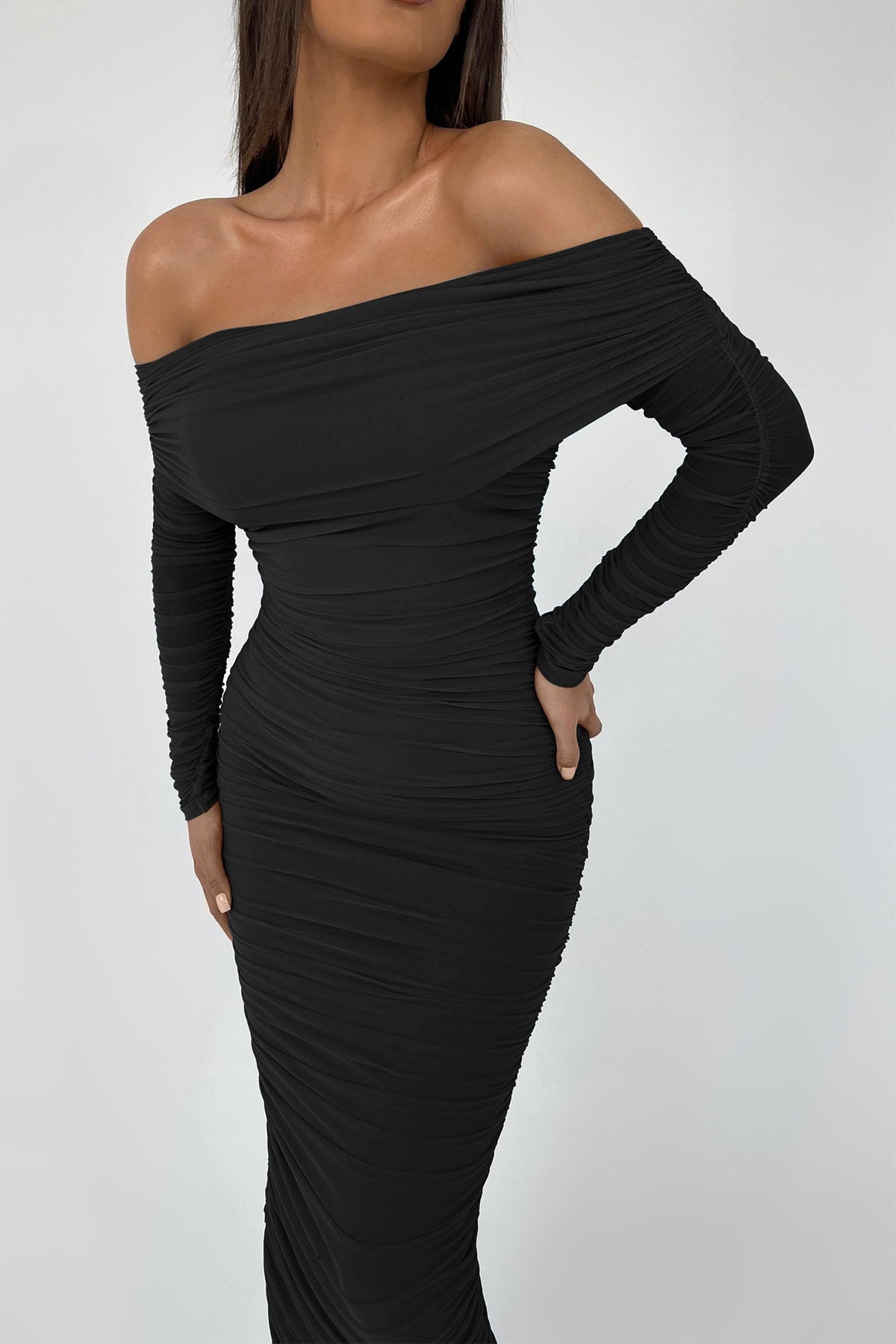 PRETTYGARDEN Women's Off the Shoulder Maxi Bodycon Dress Black,M 🍁 All In One Marketplace Canada