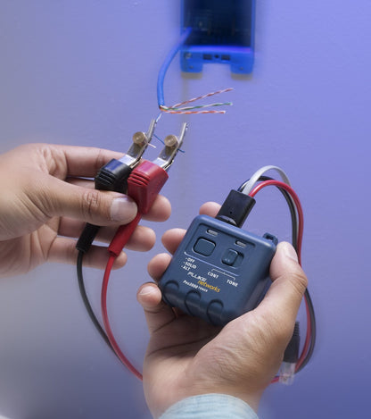 Fluke Networks 26000900 Pro3000 Tone Generator and Probe Kit with SmartTone Technology, Blue