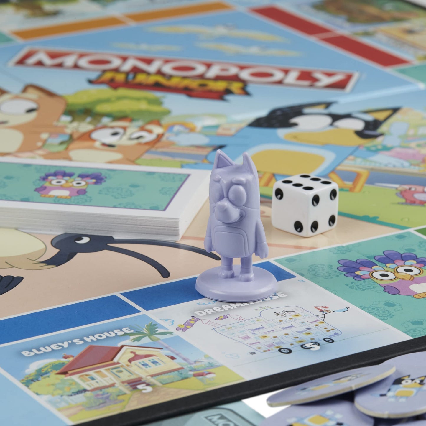 Monopoly Junior: Bluey Edition Board Game for Kids Ages 5+, Play as Bluey, Bingo, Mum, and Dad, Features Artwork from The Animated Series - English (Amazon Exclusive) Hasbro Gaming