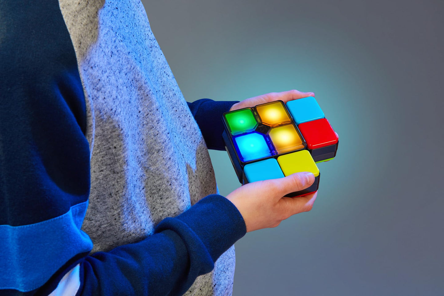 Moose Games Flipslide, Fast-Paced Handheld Puzzle Toy, Gifts for Boys and Girls Ages 8-13, Travel Games, Toys for Teens Moose