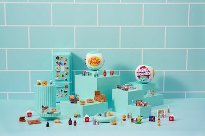Mini Brands Fill The Fridge Playset w/UV Light by ZURU, Collectibles, DIY, Resin Play, Exclusive Recipe, NOT Edible, 8+ Mini Brands