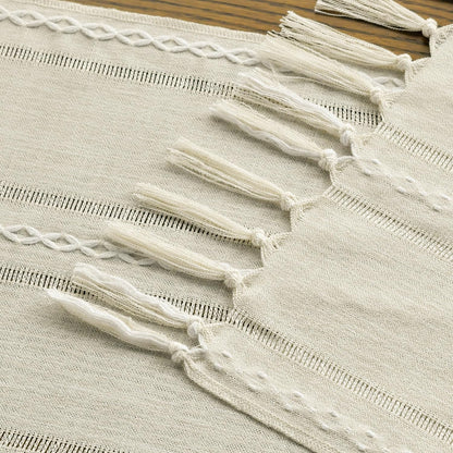 Artoid Mode Boho Cream Tassel Table Runner, Farmhouse Style Kitchen Table Decoration Holiday Wedding Party Dinning Birthday Decor 33x273 cm 🍁 All In One Marketplace Canada