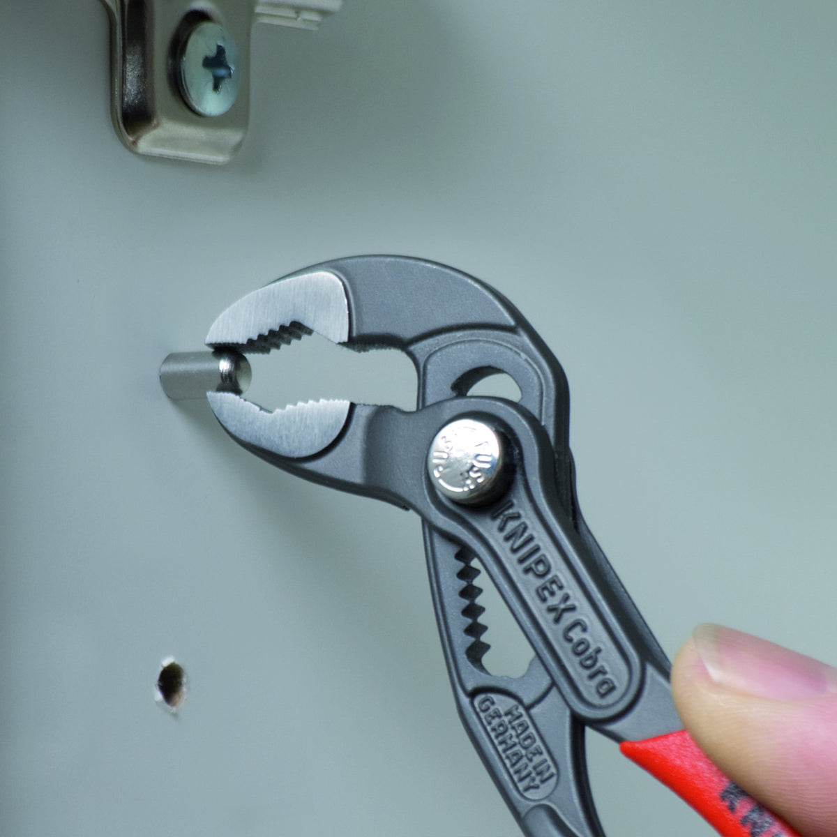 Knipex 87 01 125 Cobra Pliers