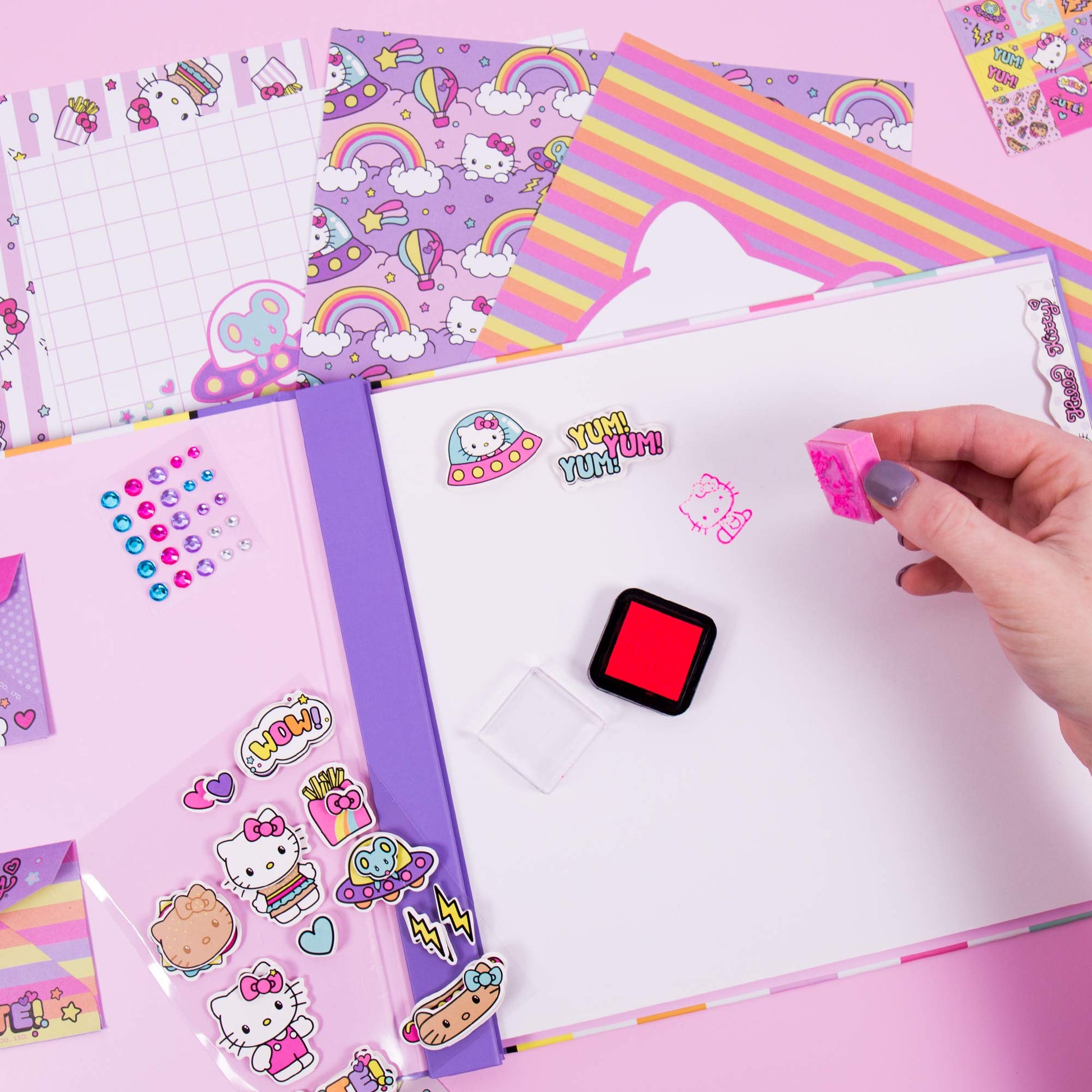 Horizon Group USA Hello Kitty All-In-One Scrapbook, Over 250 Sanrio Stationery, Cute School Supplies, Hello Kitty Notebook, Kawaii Stationery Horizon Group USA